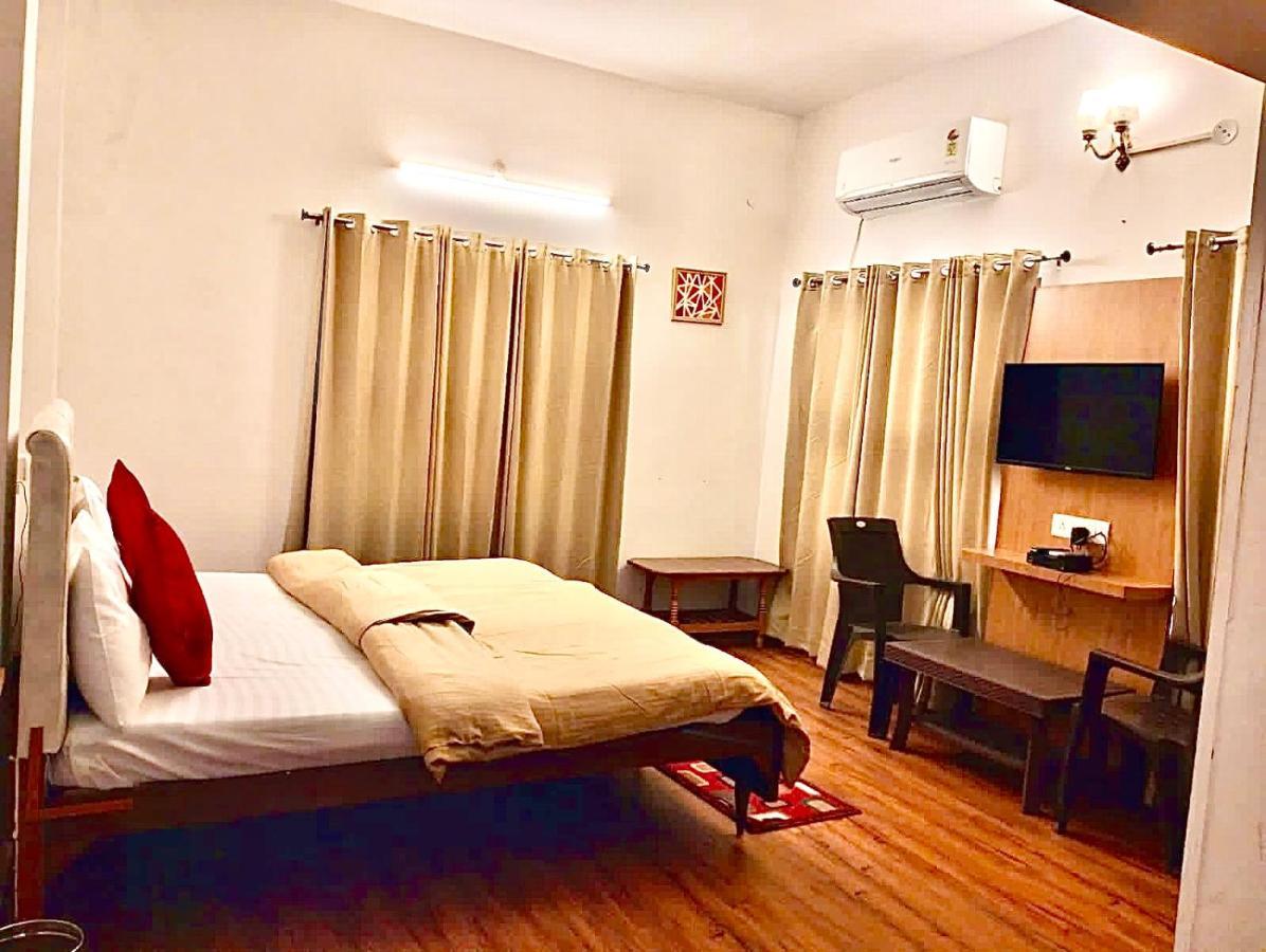 Peacock Hill Homestay Bhopal Zewnętrze zdjęcie